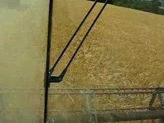 New Holland TX 68 dans la cabine