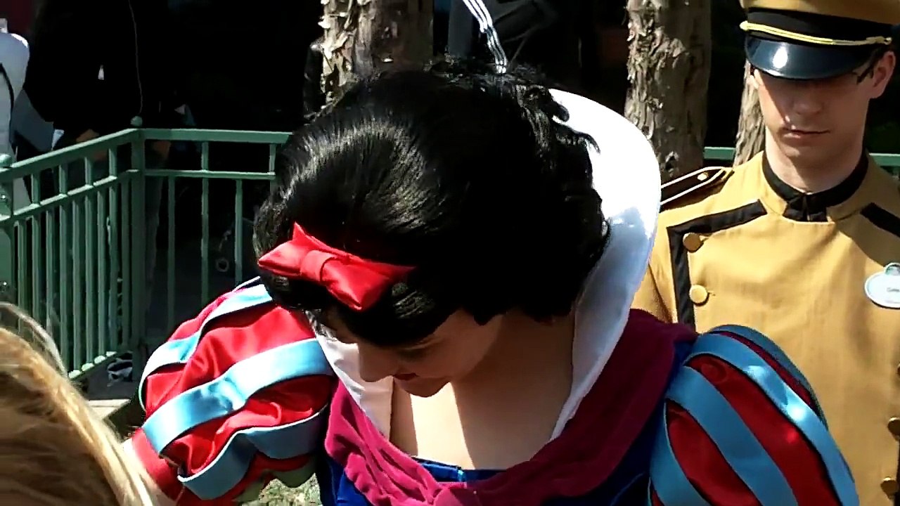 characters Characters et Personnages aux Walt Disney Studios Disneyland Paris France avril 2013