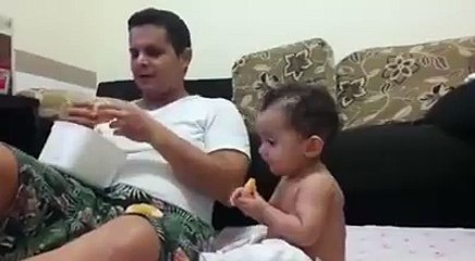 بدموع طالع يحب روحو ملصغرة تفرج شعمل