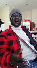 Le Visage cache la voix Un africain chante en Indou - IMPRESSIONNANT