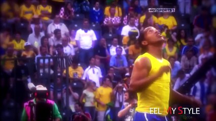 Ronaldinho ● Freestyle ● Crazy Tricks