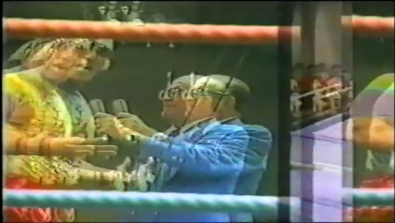 Arm wrestling challenge