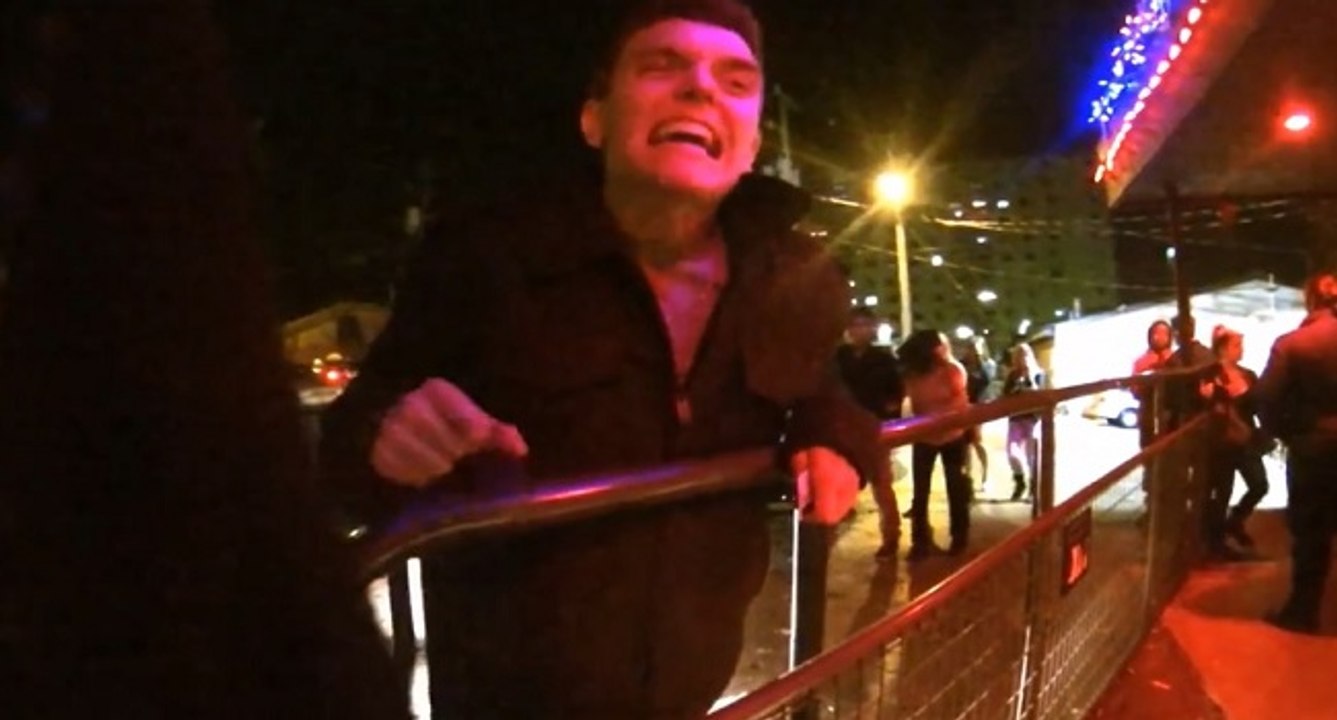 La soirée de travail difficile d'un videur de boîte de nuit lors du nouvel an