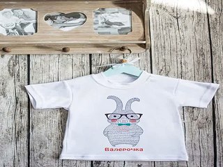 Популярный подарок на именины - Футболка детская с вашим текстом Зайка в г. Рязань