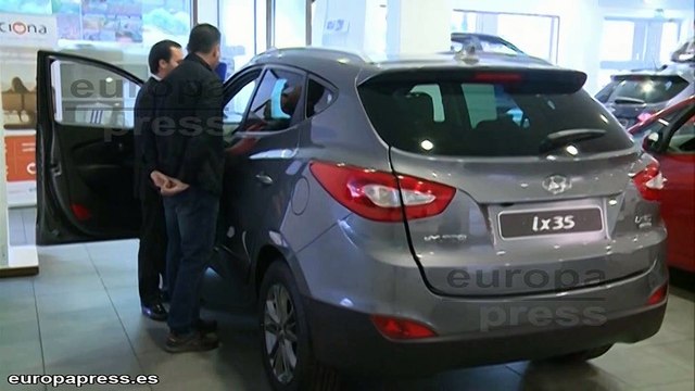 Las matriculaciones de coches suben un 21% en 2015