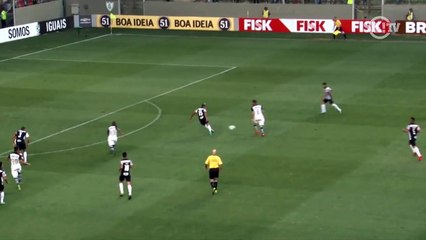 Relembre golaço de Lucca pelo Timão