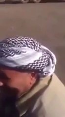 Türk Polisini Görünce Korkudan Şarkı Değiştiren Adam :)