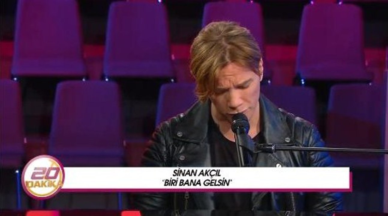 Sinan Akçıl - Biri Bana Gelsin (Canlı Performans)