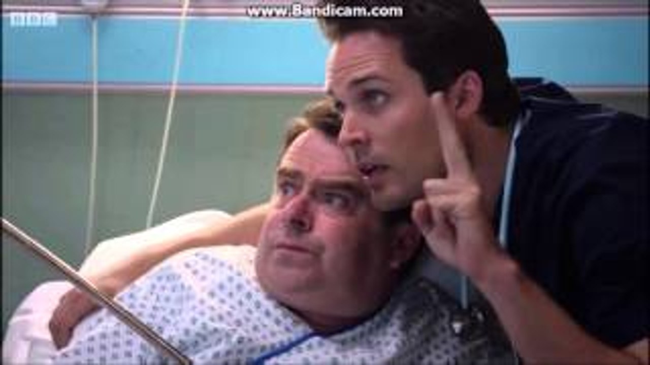 Holby City - Zosia & Ollie - Part 20 (S18E07 - A Delicate Truth)