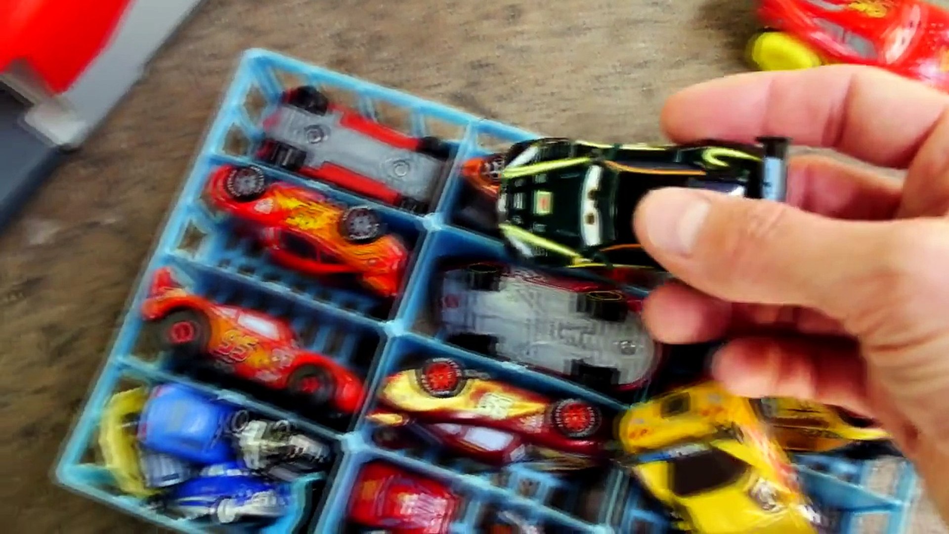 Cars 2 World Grand Prix 10 Car Race Launcher Hot Wheels Toys Disney Pixar Cars Carrying Ca Dailymotion Video