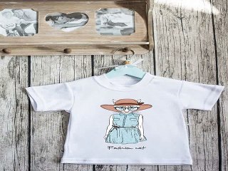 Недорогой подарок на день рождения - Футболка детская с вашим текстом Модница в г. Тула