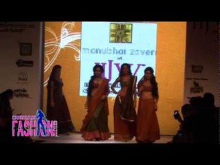 Blonde Sagarika Ghatge at iijw Fahion show