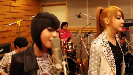 2NE1 - LONELY [HD New Version]