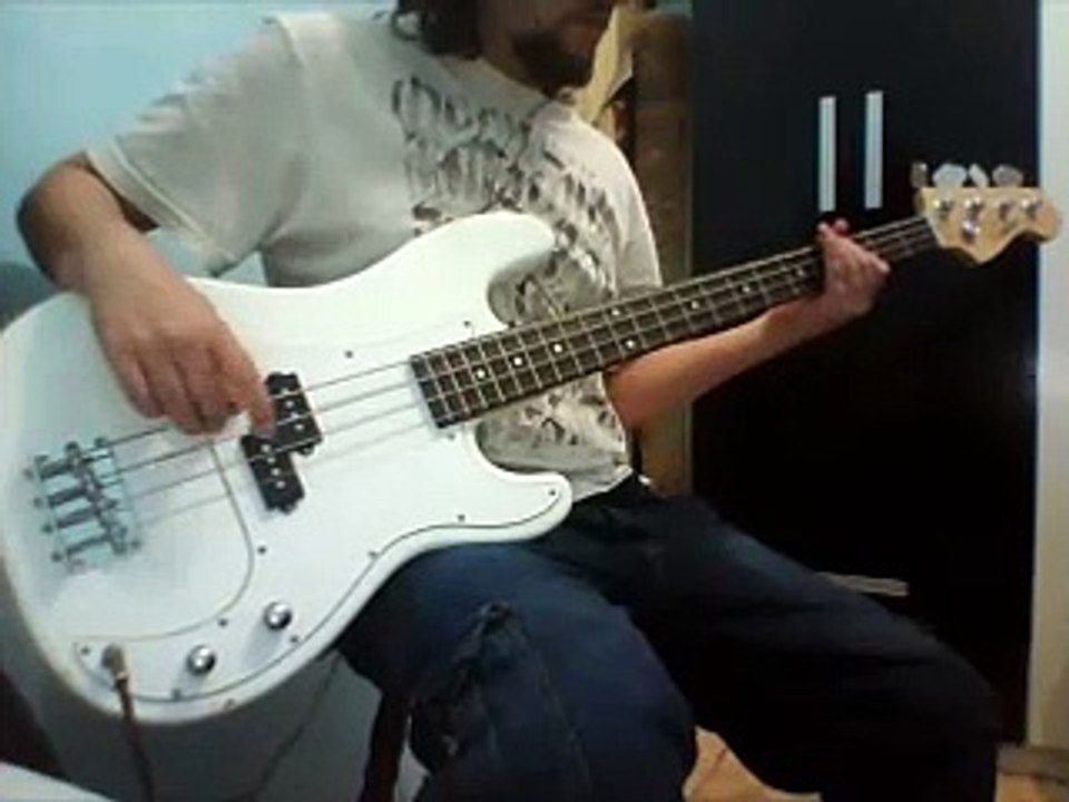 Black Sabbth-Snowblind Bass Guitar Cover