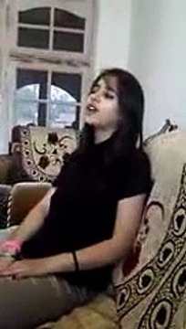 Kya jado hay awaz may, punjabi girl singing at home, pakistani talent, punjabi tapay, punjabi totay, indian girls singing, home girls , local girls, desi girls, sweet voice