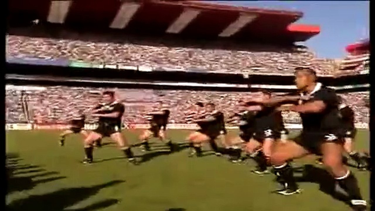 Rugby World Cup 1995  New Zealand perform haka in final