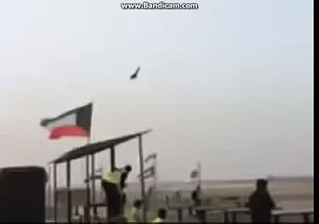 Amazing Pakistan Air Force Skills with JF 17 Thunder in Dubai