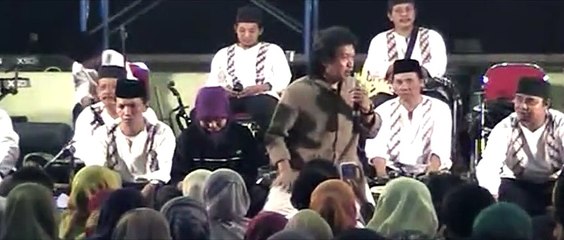 CAK NUN & KYAI KANJENG - Cultural Night, UIN Sunan Kalijaga Yogyakarta - Desember 2011 #1