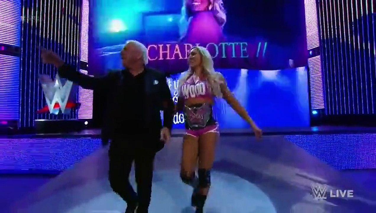 Charlotte vs Becky Lynch