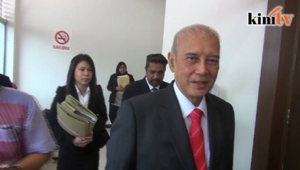 Kes hasutan Rahim Thamby Chik ditangguhkan, rayu tuduhan digugurkan