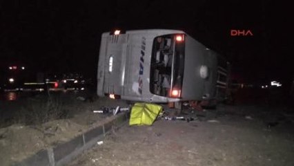 Konya'da Yolcu Otobüsü Devrildi: 3 Ölü Çok Sayıda Yaralı Var- 1