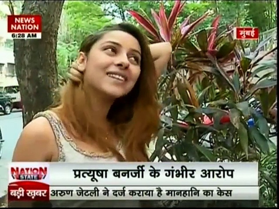 Balika Vadhu actress Pratyusha Banerjee molested in her house by 'Policemen'