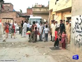 Lahore- Police recover 10 kg explosives .