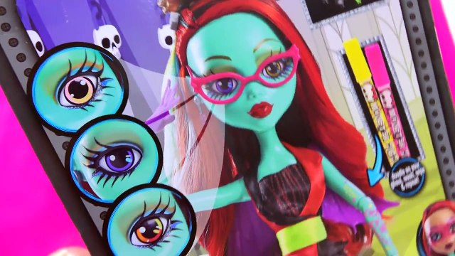Create A Monster High 28 Gore geous Ghoul Friend Doll Changing Eyes Draw On Playset Set
