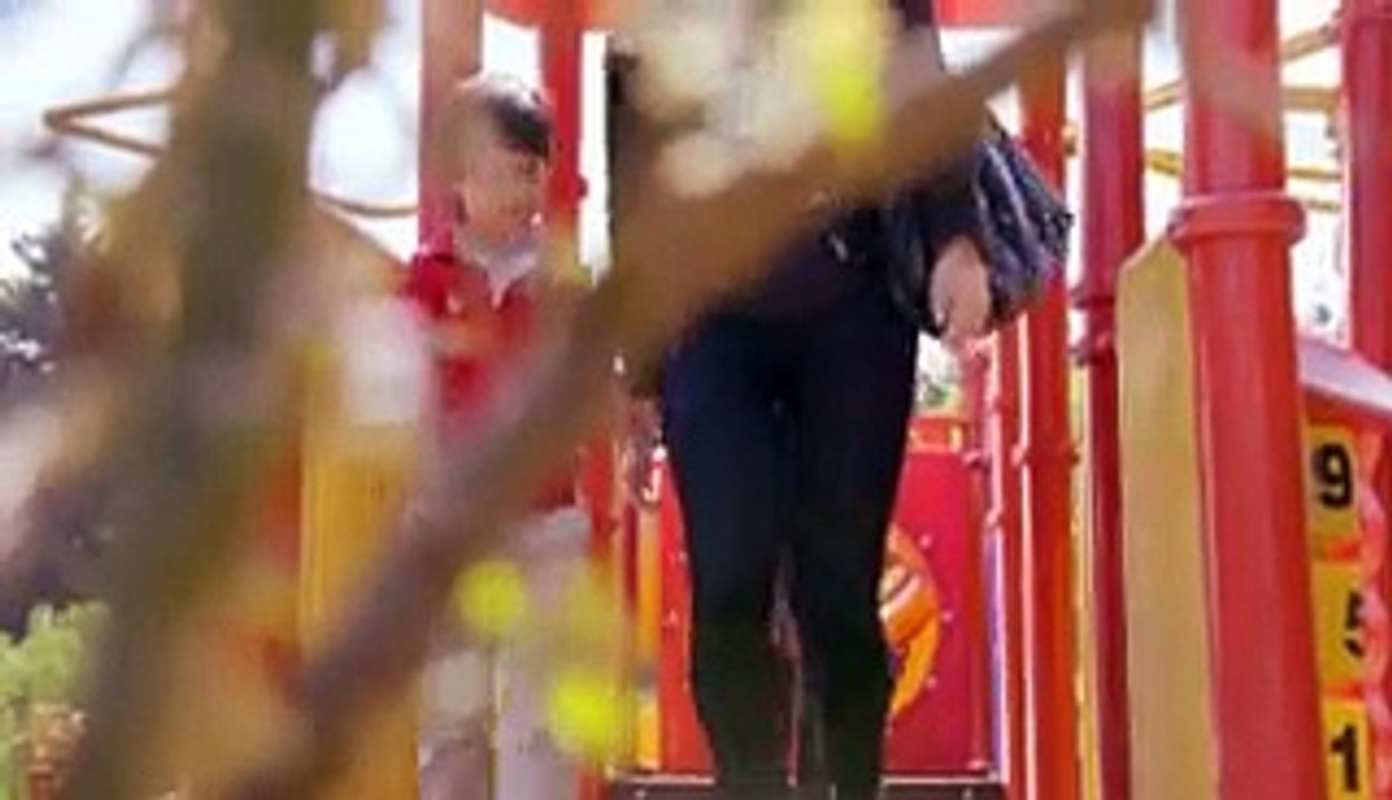 hace goles de cabeza ni