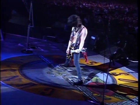 Guns N' Roses - Knocking On Heaven's Door Live In Tokyo 1992 HD