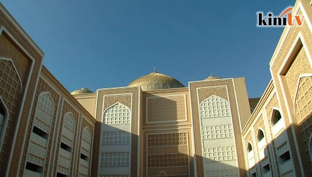 'Have special courts to handle Muslim, non-Muslim cases'