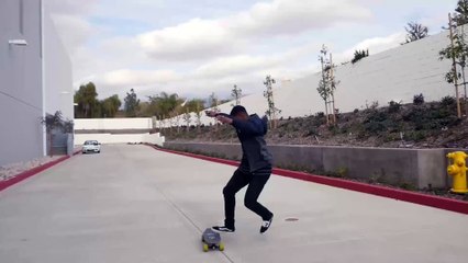 ACTON Blink, Skate contrôlé par l'iPhone