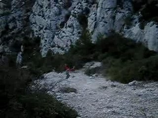 Video Freestyle, style parkour dans les calanques version 2