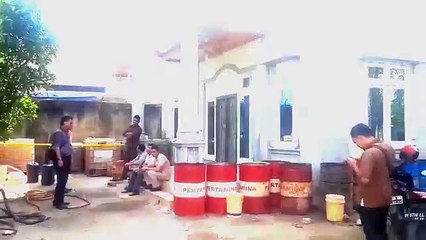 Polresta Pekanbaru Ungkap Penyelundupan 10 Ton Minyak Tanah Ilegal