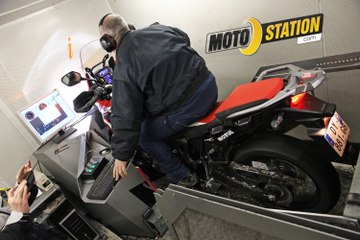 Africa Twin vs Super Tenere : Passage au banc !