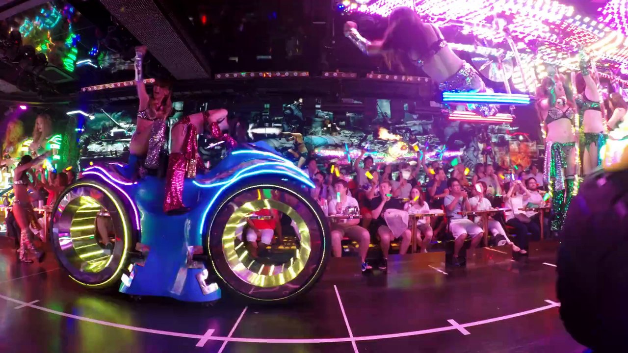 GoPro׃ The Streets of Japan in 4K