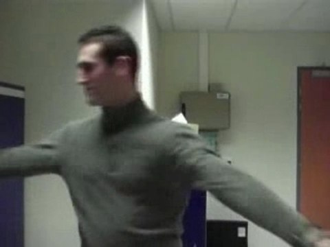 Superman Rire gag gamelle humour crash lol Eddy Moviz 2