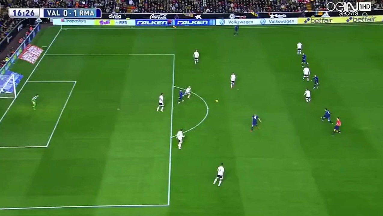 Karim Benzema goal from different Camera 03.01.2016