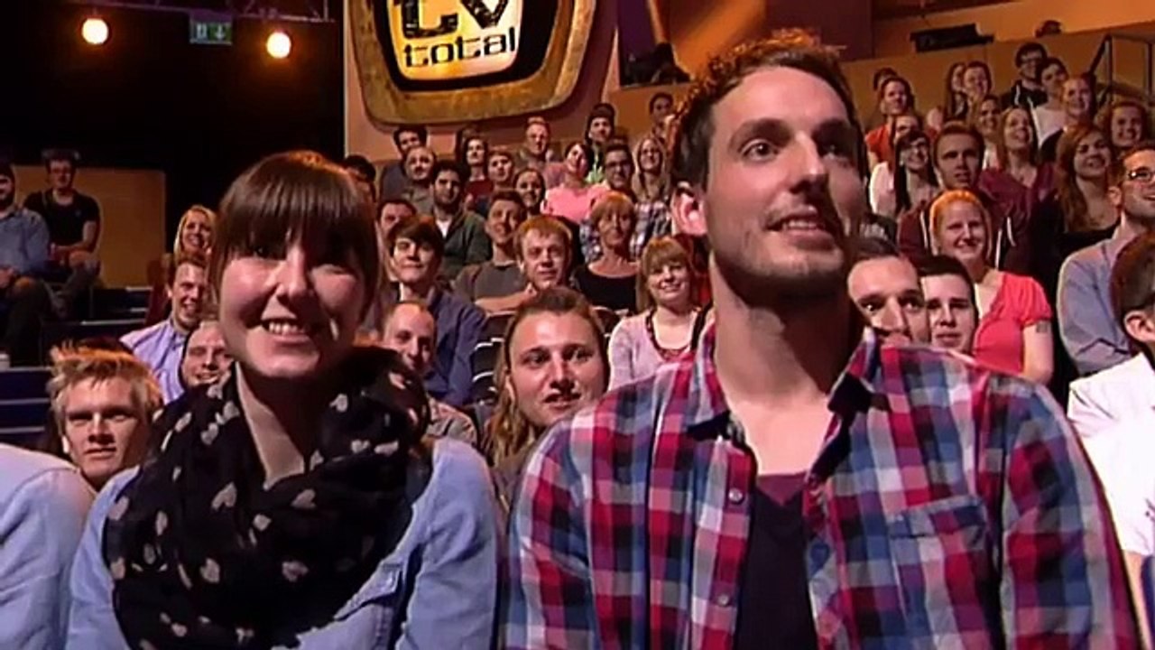 Atze Schröder verführt die MILFs - TV total