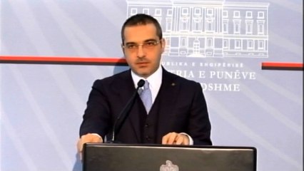 Report TV - Tahiri bën bilancin e Policisë:  2015 vit i suksesshëm