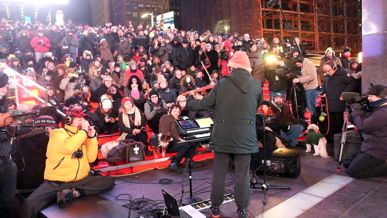 Laurie Anderson's "Concert for Dogs" in Times Square