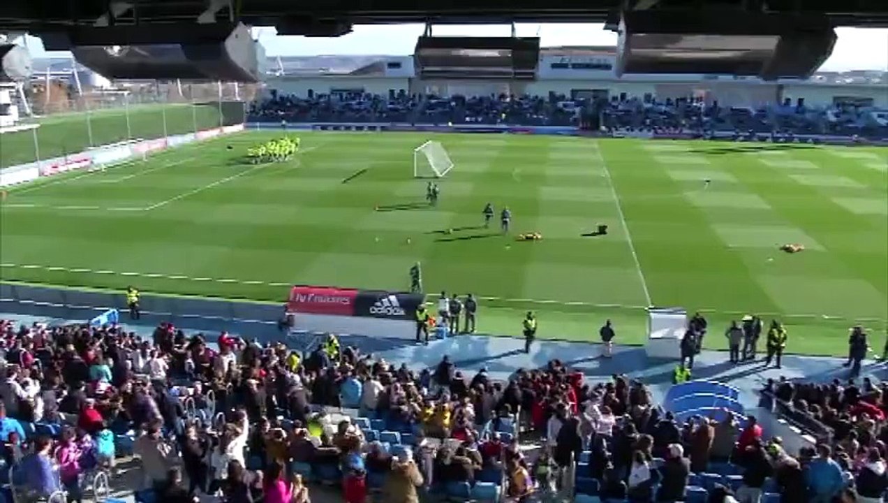 Real Madrid : Zidane ovationné lors de son premier entraînement