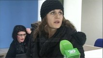 Durrës, emigrantët dynden për pasaportat - Top Channel Albania - News - Lajme