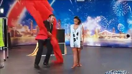 الى كل إمرأة ... شاهدي كيف يمكنك تغيير ملابسك بثوان فقط!