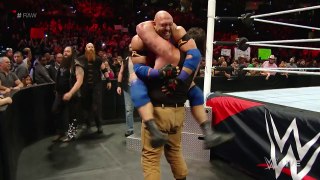 The Wyatt Family levels Big Show and Ryback *** Raw, January 4, 2016