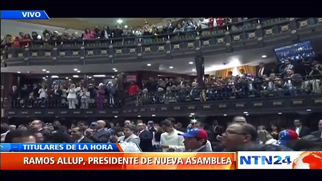 Henry Ramos Allup jura como nuevo Presidente de la Asamblea Nacional de Venezuela
