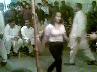 Desi Mujra On Shadi