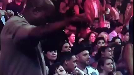 'YE CAN'T FEEL HIS FACE.