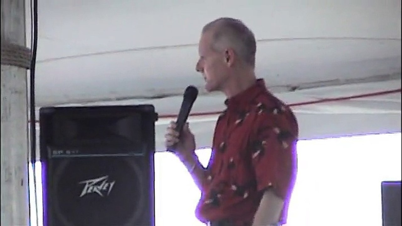 Chris Drummond sings 'Walk A Mile In My Shoes' Elvis Week 2004