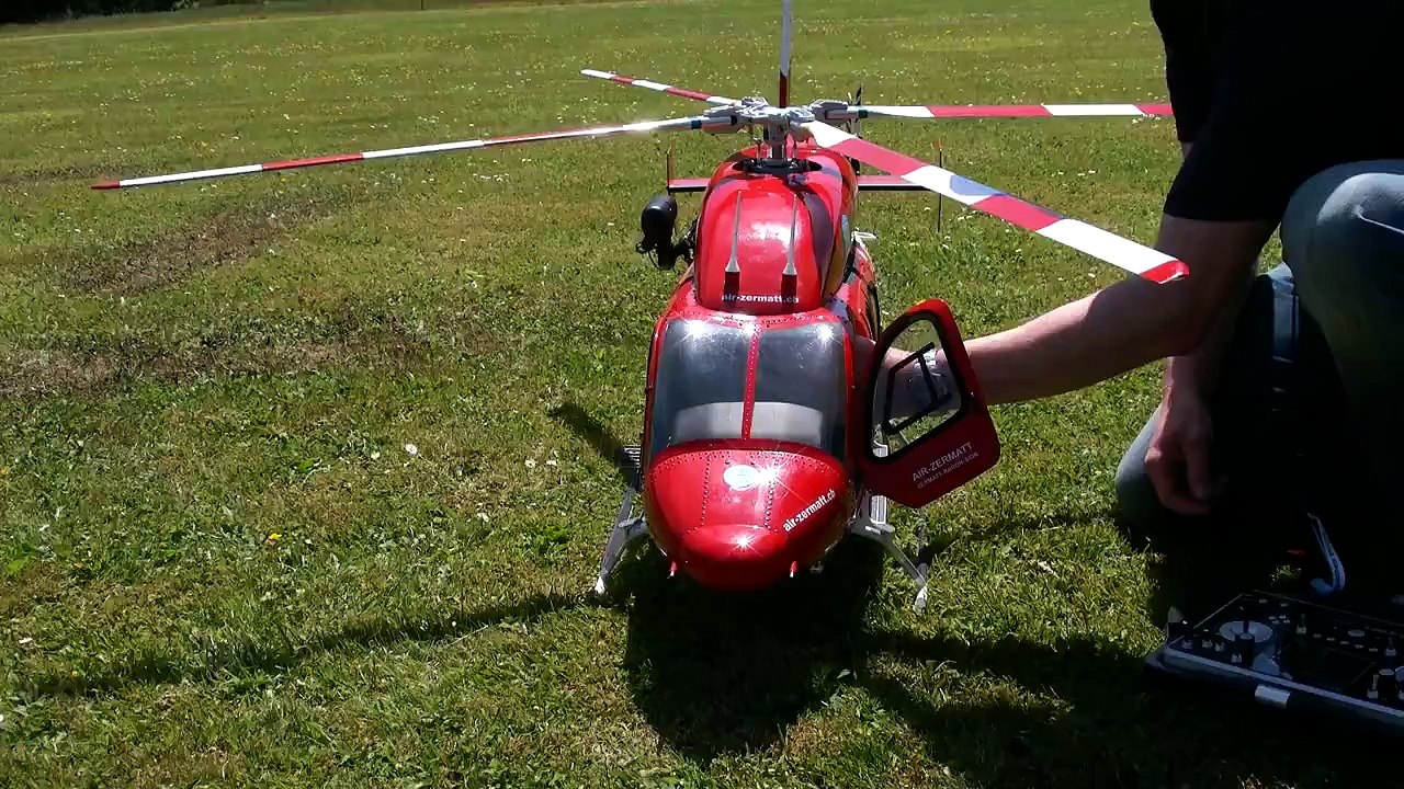 BELL 429 GLOBAL RANGER SCALE RC ELECTRIC MODEL HELICOPTER / Turbine meeting 2015 *1080p50f